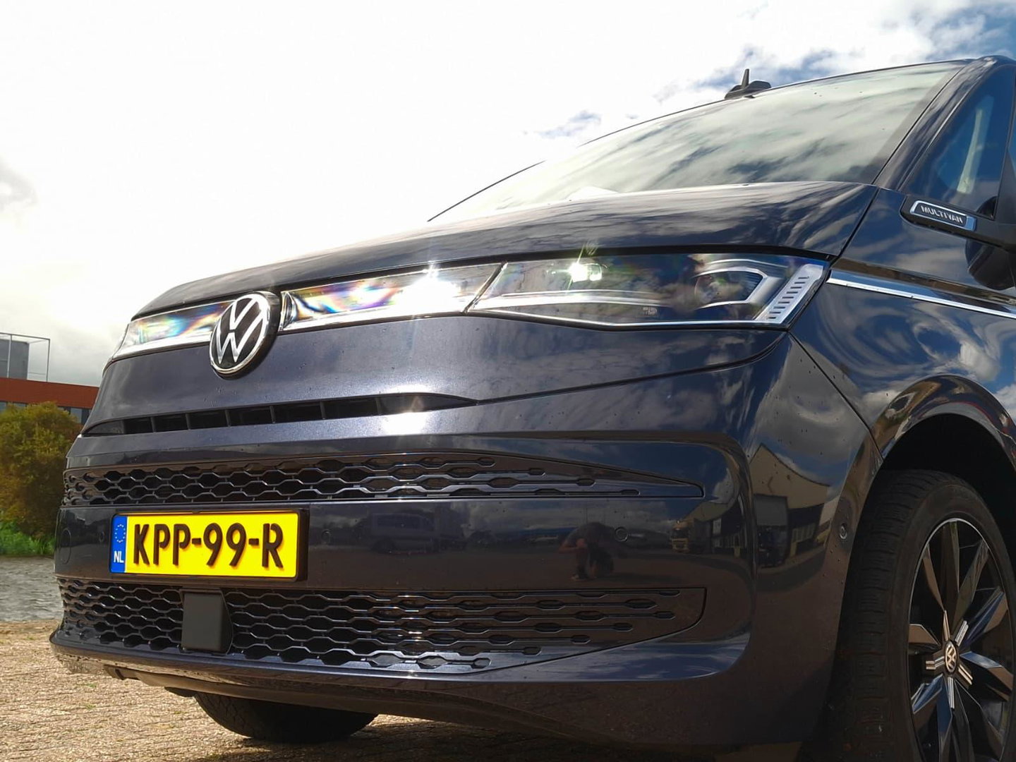 Volkswagen Multivan 1.4 eHybrid L2H1 Style | ALCANTARA | LMV | CARPLAY | CAMERA | DODEHOEK | ELEKTRISCHE SCHUIFDEUR