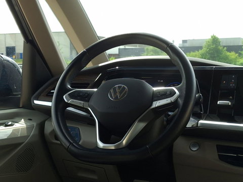 Volkswagen Multivan 1.4 eHybrid L2H1 Style | ALCANTARA | LMV | CARPLAY | CAMERA | DODEHOEK | ELEKTRISCHE SCHUIFDEUR