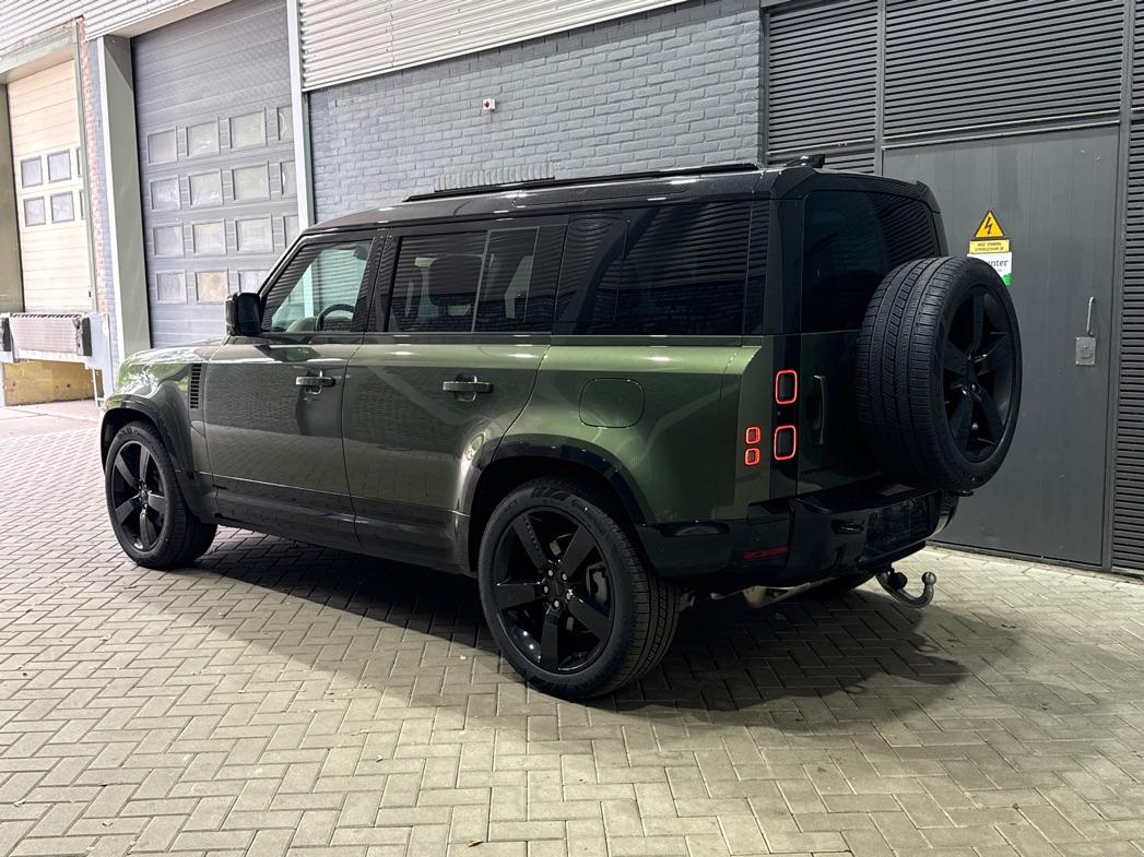 Land Rover Defender 2.0 P300e 110 X-Dynamic HSE | FACELIFT | Caraway | ClearSight | Meridian Surround | Head-Up | ACC | Panoramadak | Trekhaak