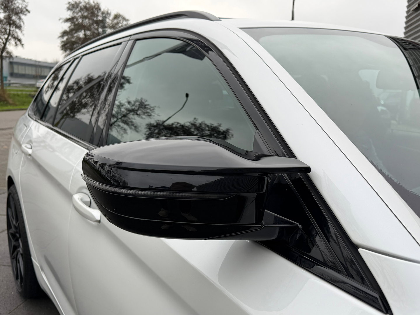 BMW 5 Serie Touring 540i xDrive High Exe M-Sport|Pano|Head-Up|ACC|Memory|360Camera|Keyless|Leder|Carplay