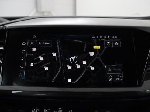 Audi Q4 e-tron 40 Launch edition S Competition 77 kWh | SOH 92,1% | Half leder | Stoelverwarming | Carplay | Adaptive cruise | Climate control | Camera | Park assist | Trekhaak