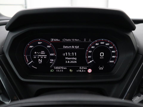 Audi Q4 e-tron 40 Launch edition S Competition 77 kWh | SOH 92,1% | Half leder | Stoelverwarming | Carplay | Adaptive cruise | Climate control | Camera | Park assist | Trekhaak