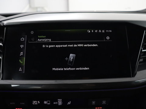 Audi Q4 e-tron 40 Launch edition S Competition 77 kWh | SOH 92,1% | Half leder | Stoelverwarming | Carplay | Adaptive cruise | Climate control | Camera | Park assist | Trekhaak