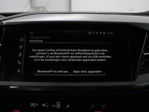 Audi Q4 e-tron 40 Launch edition S Competition 77 kWh | SOH 92,1% | Half leder | Stoelverwarming | Carplay | Adaptive cruise | Climate control | Camera | Park assist | Trekhaak