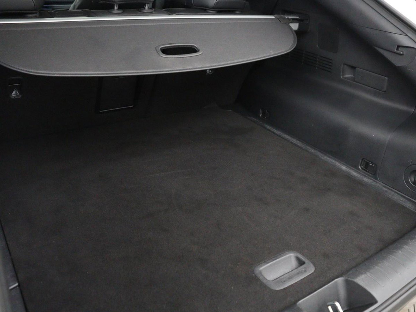 Kia EV6 Plus 77.4 kWh | SOH 96,8% | Leder | Memory | Stuur/stoel verwarming | Stoel ventilatie | Meridian sound | Adaptive cruise | Carplay | Sfeerverlichting | Camera | Park assist