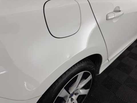 Volvo V60 2.4 D6 AWD Plug-In Hybrid Momentum Aut. *LEATHER-FABRIC | ADAPTIVE-CRUISE | BLIS | HEATED-COMFORTSEATS | NAVI-FULLMAP | ECC | PDC | 17''ALU | TOWBAR*