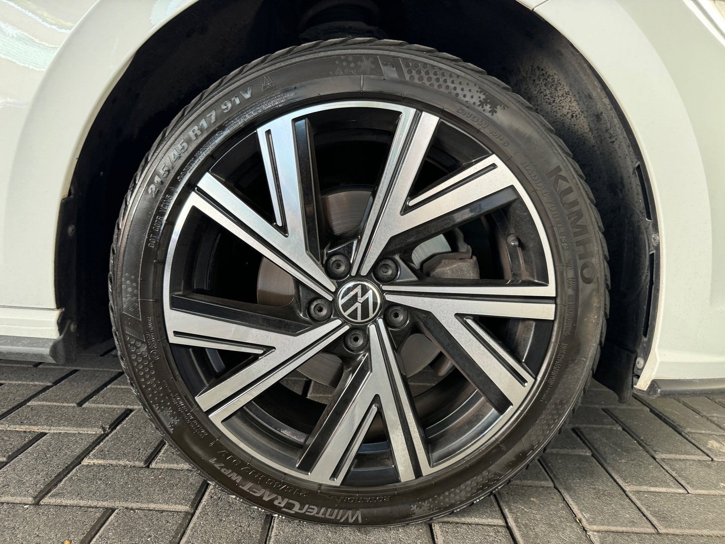 Volkswagen Polo 1.0 TSI R-Line Pano|Camera|IQ|Stoelverwarming|Front Assist