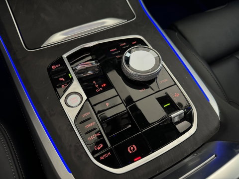BMW X5 XDrive50e M-Sport Pano|Trekhaak|M-Seat|Sky Lounge