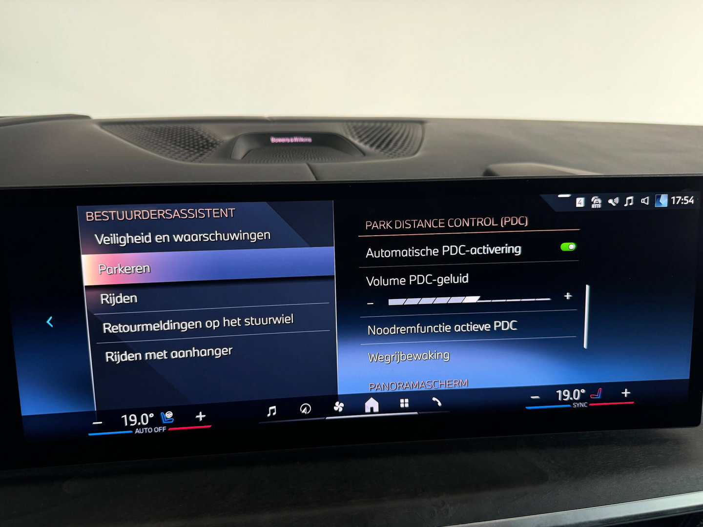 BMW X5 XDrive50e M-Sport Pano|Trekhaak|M-Seat|Sky Lounge