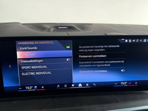 BMW X5 XDrive50e M-Sport Pano|Trekhaak|M-Seat|Sky Lounge