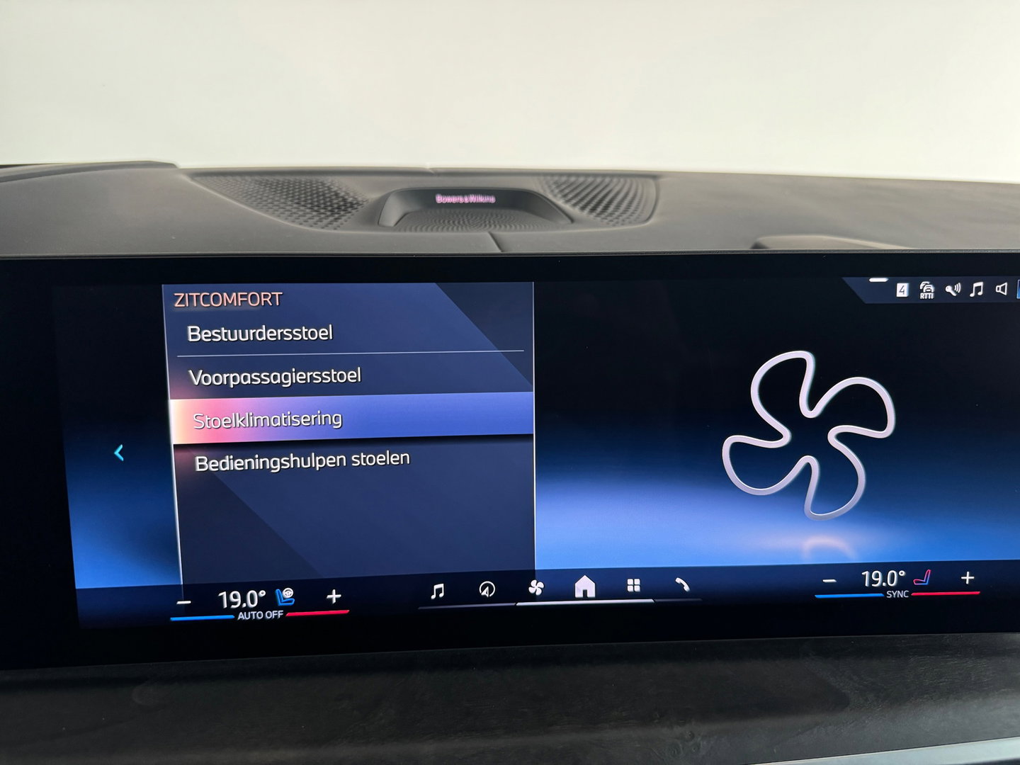 BMW X5 XDrive50e M-Sport Pano|Trekhaak|M-Seat|Sky Lounge