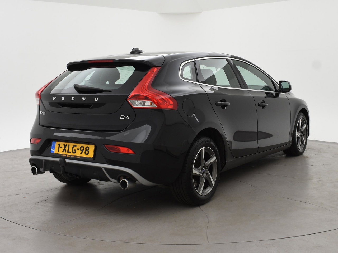 Volvo V40