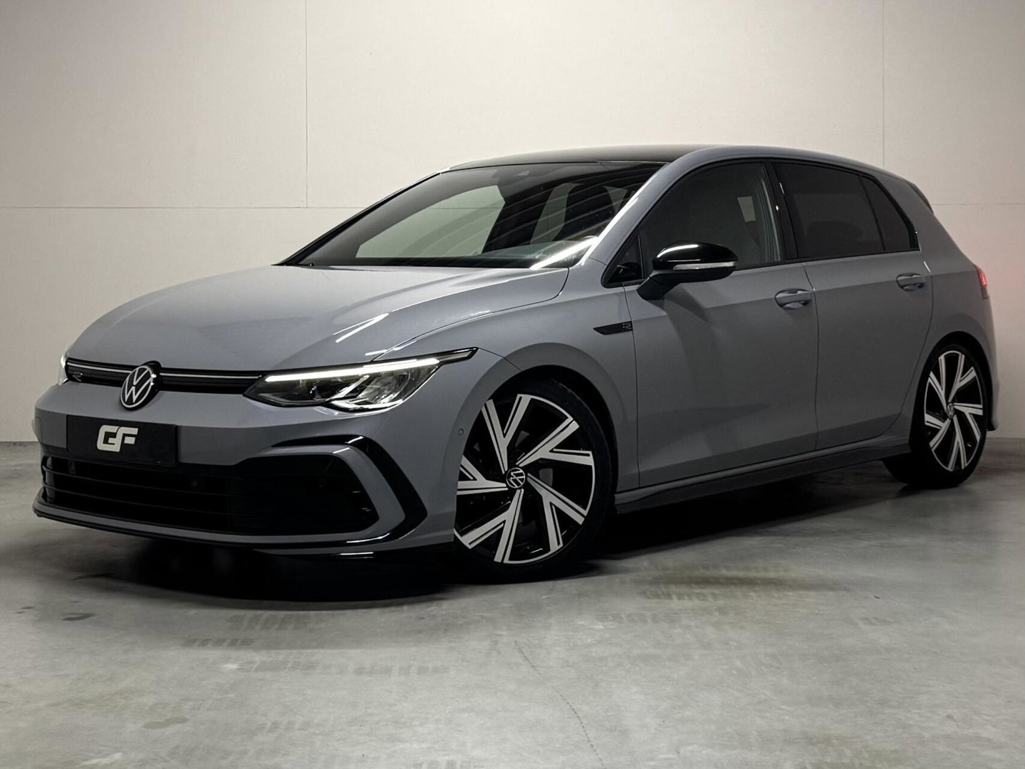 Volkswagen Golf 1.5 eTSI R-Line Sfeer Virtual CarPlay Camera Stoelver.