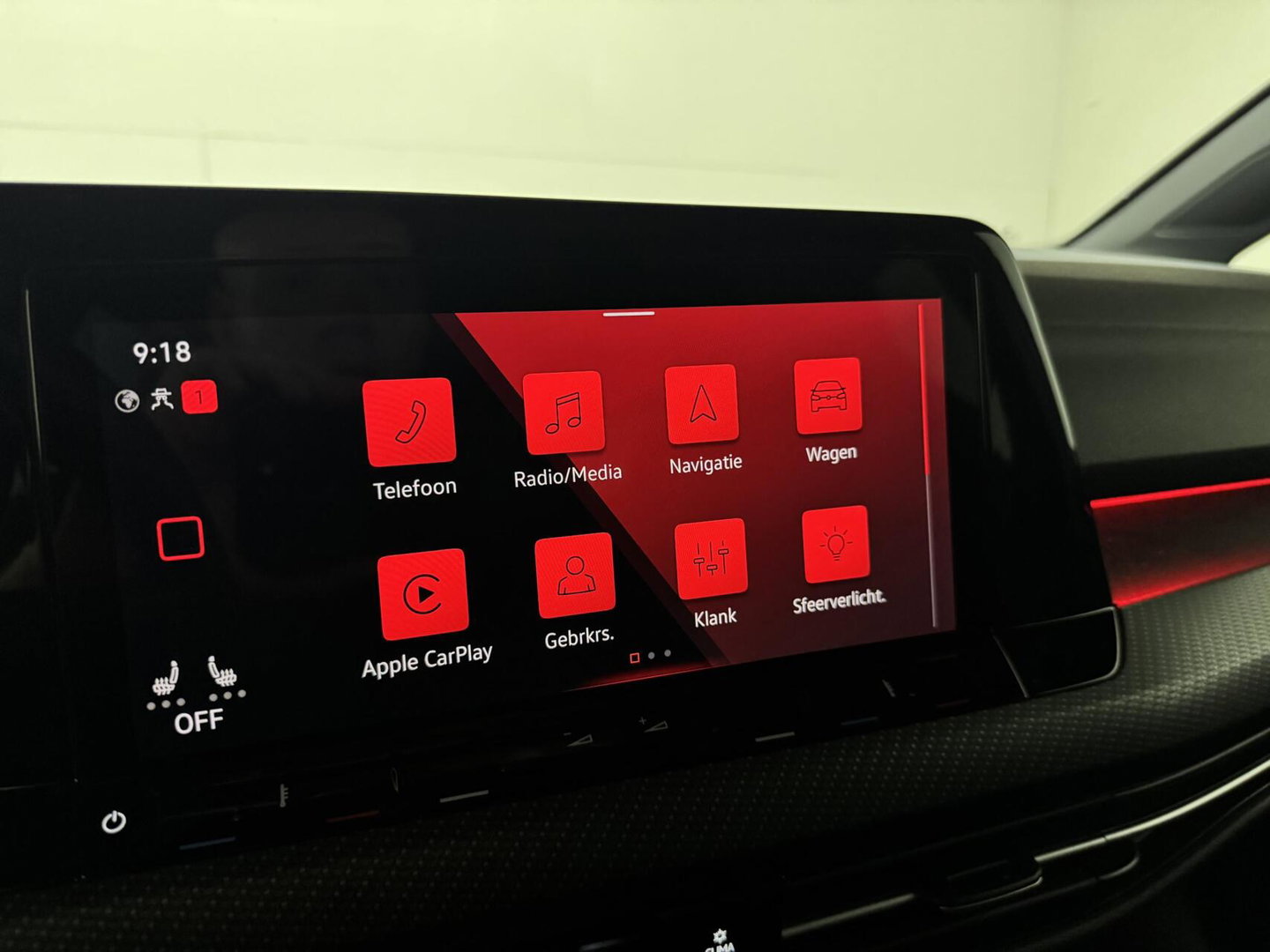 Volkswagen Golf 1.5 eTSI R-Line Sfeer Virtual CarPlay Camera Stoelver.