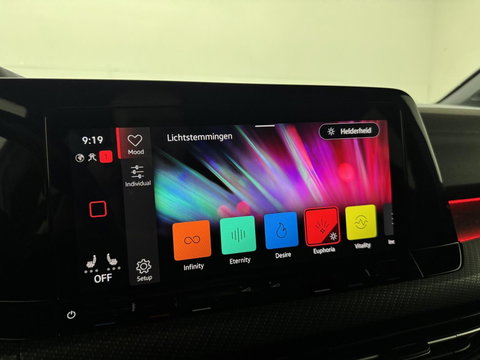 Volkswagen Golf 1.5 eTSI R-Line Sfeer Virtual CarPlay Camera Stoelver.