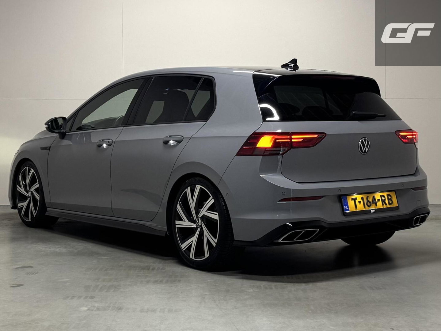 Volkswagen Golf 1.5 eTSI R-Line Sfeer Virtual CarPlay Camera Stoelver.
