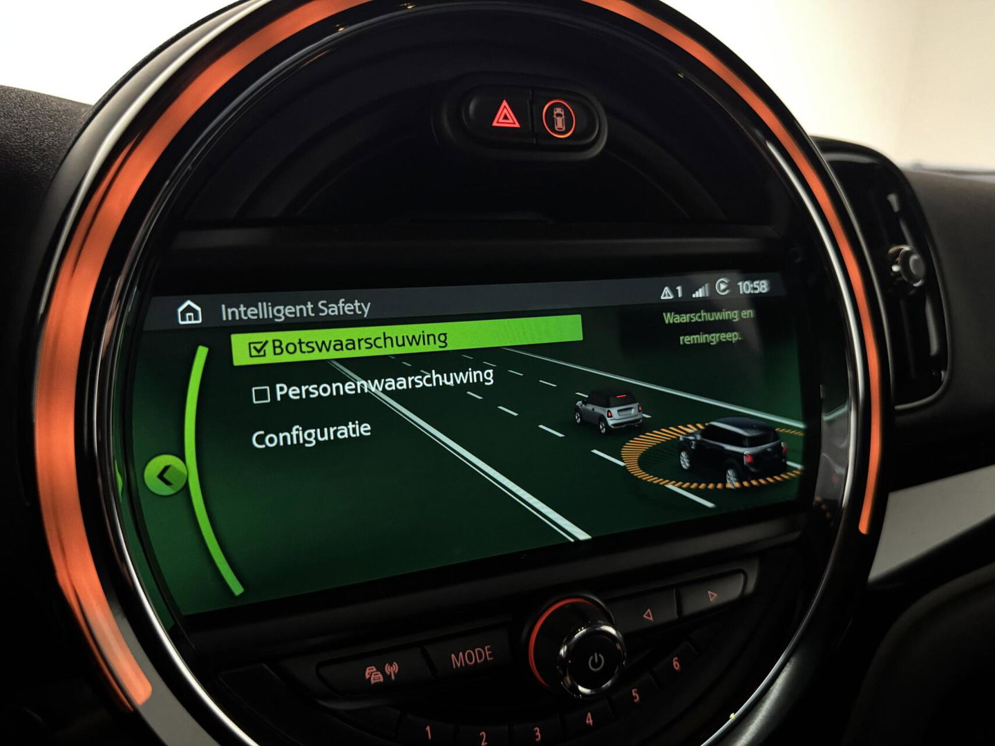 MINI Countryman 1.5 Cooper S E ALL4 Pano CarPlay ACC Sfeer NAP