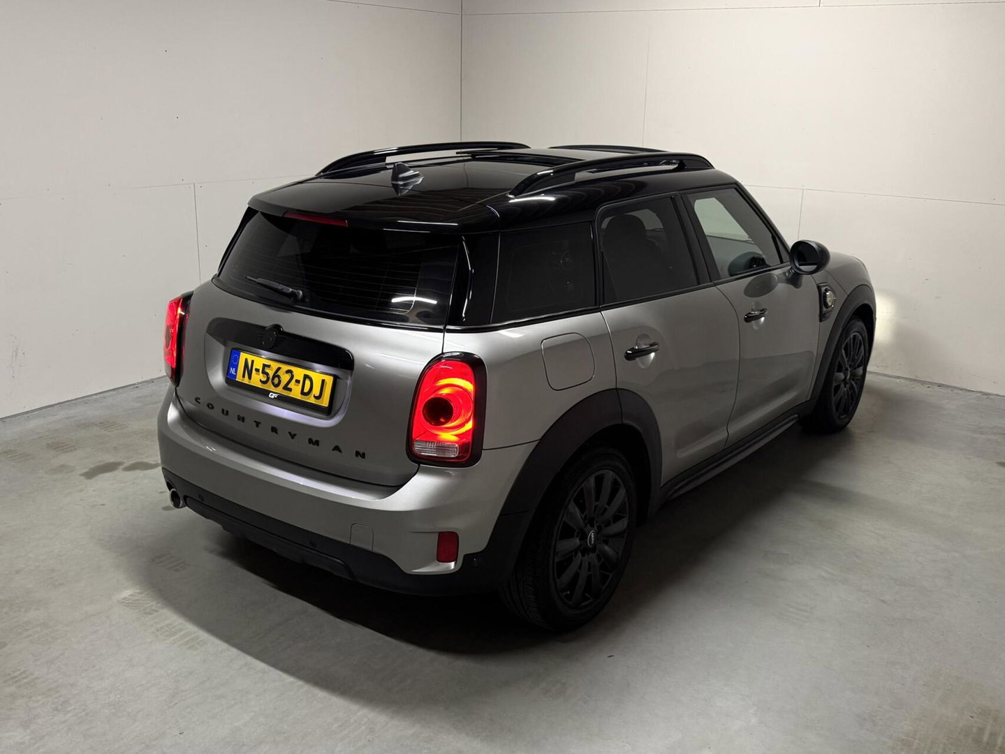 MINI Countryman 1.5 Cooper S E ALL4 Pano CarPlay ACC Sfeer NAP