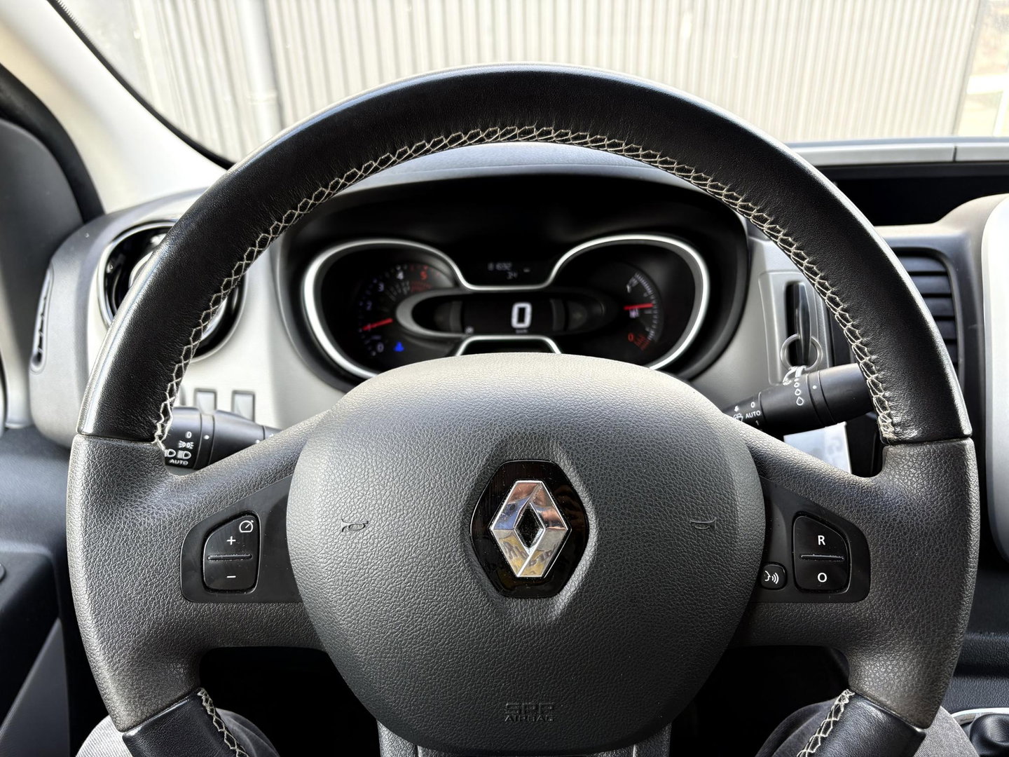 Renault Trafic 1.6 dCi L2H1 DC Formula Edition | MARGE | LUXE | Camera | PDC VOOR ACHTER | LEDER