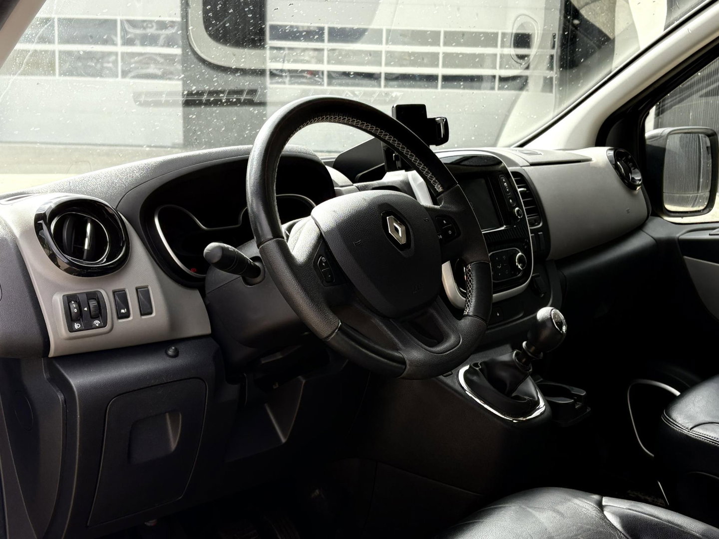 Renault Trafic 1.6 dCi L2H1 DC Formula Edition | MARGE | LUXE | Camera | PDC VOOR ACHTER | LEDER