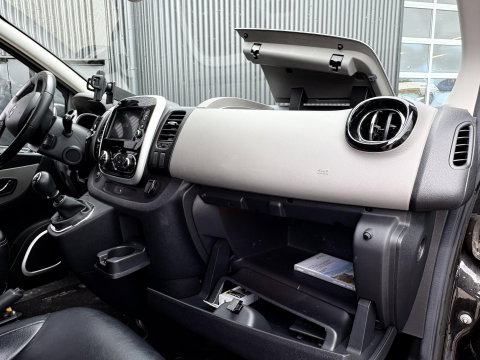 Renault Trafic 1.6 dCi L2H1 DC Formula Edition | MARGE | LUXE | Camera | PDC VOOR ACHTER | LEDER