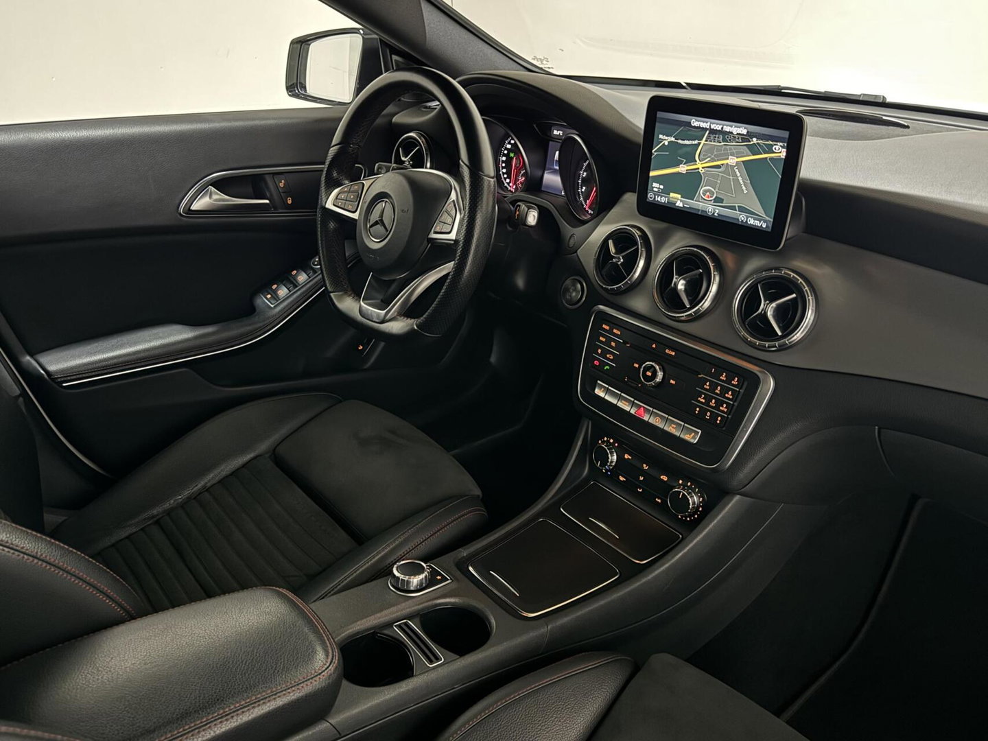 Mercedes-Benz CLA AMG Pano Cruise Navi Sfeer NAP