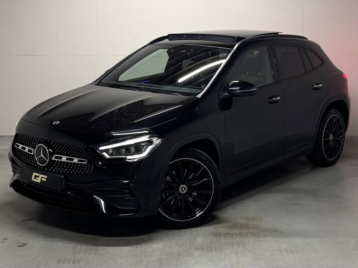 Mercedes-Benz GLA 250e AMG Pano Sfeer CarPlay ACC Stoelver.