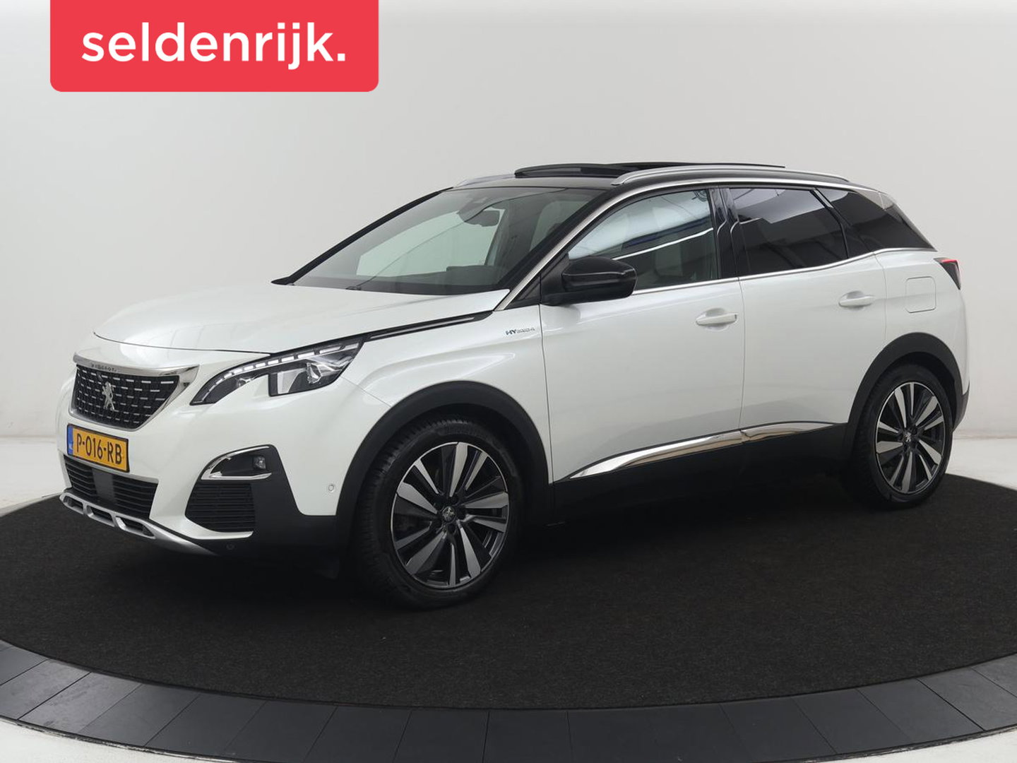 Peugeot 3008 1.6 HYbrid4 300 Première Pack | SOH 93,8% | Panoramadak | Leder/alacantara | Memory | Stoelverwarming | Carplay | 360 camera | Trekhaak | PHEV