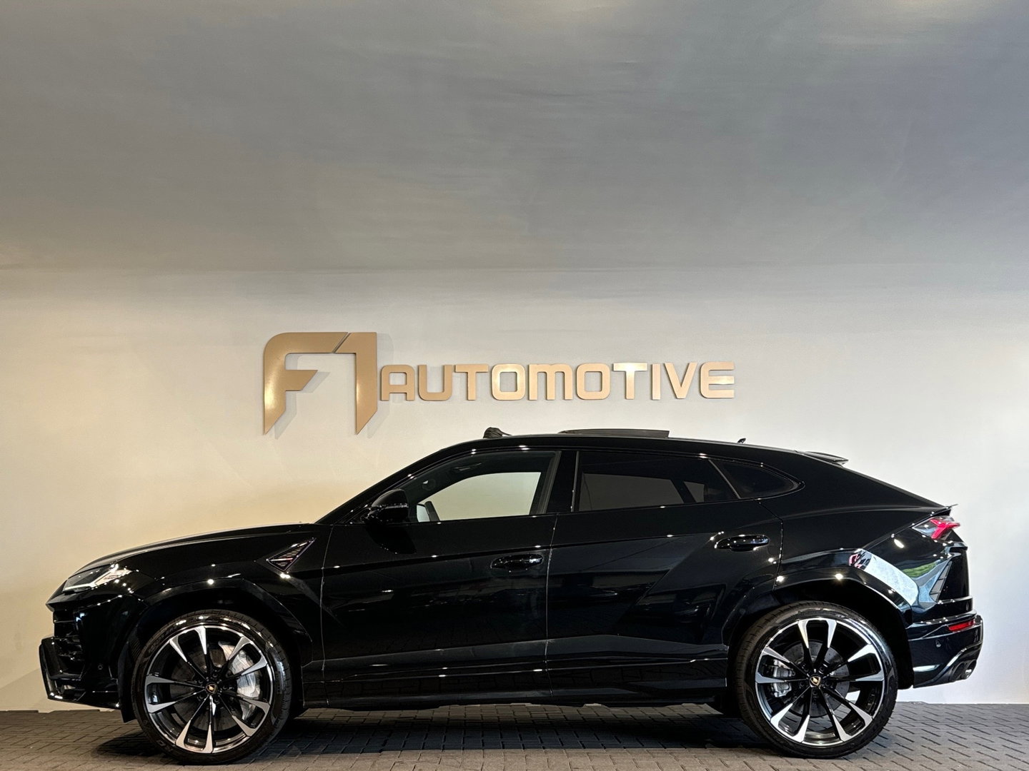 Lamborghini Urus 4.0 V8 Pano|HuD|B&O 3D|Massage|ADAS|Inc BTW