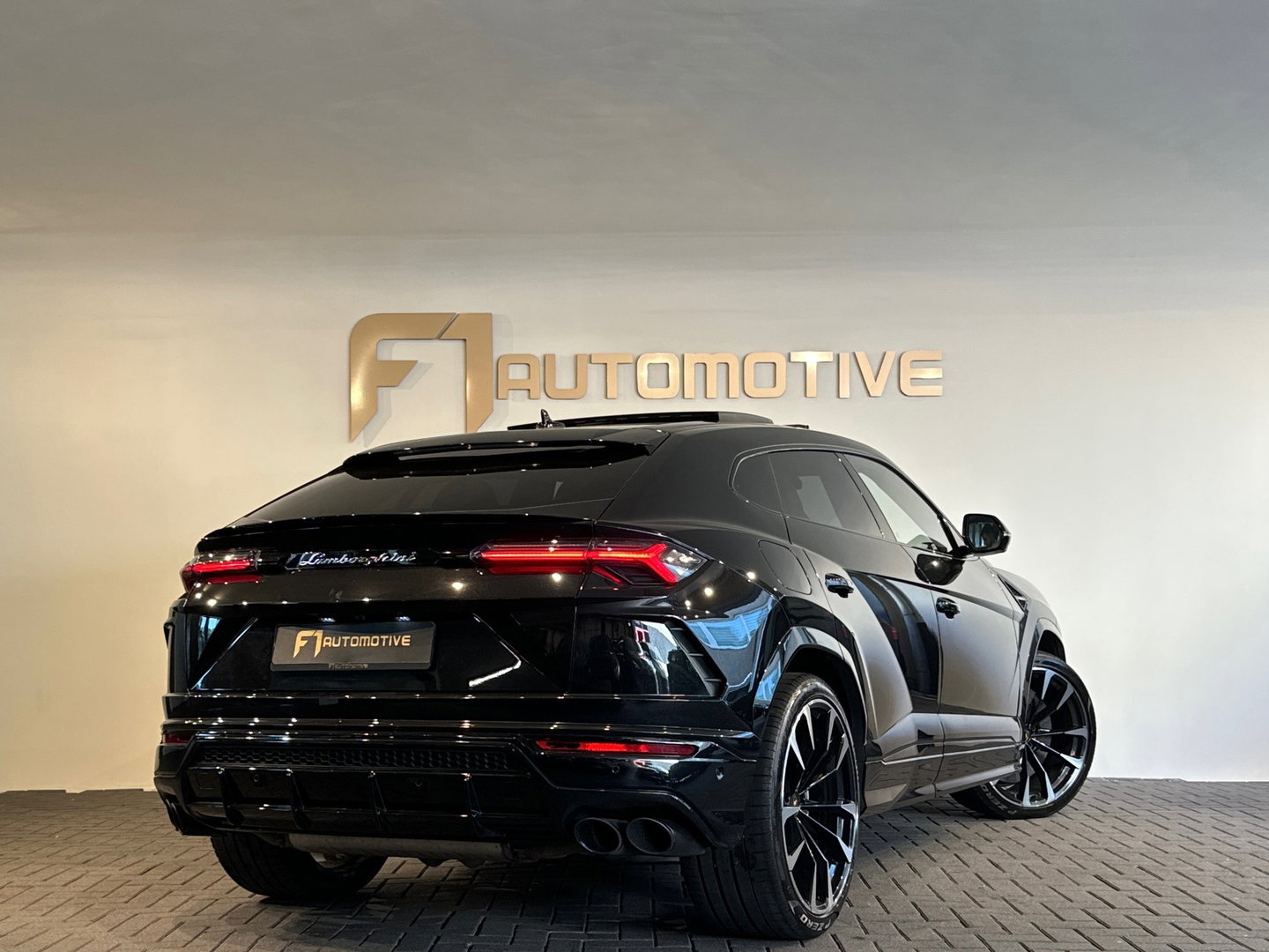 Lamborghini Urus 4.0 V8 Pano|HuD|B&O 3D|Massage|ADAS|Inc BTW
