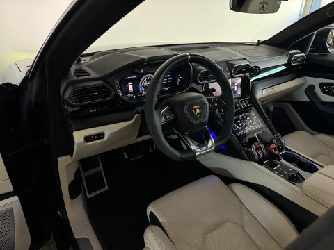 Lamborghini Urus 4.0 V8 Pano|HuD|B&O 3D|Massage|ADAS|Inc BTW