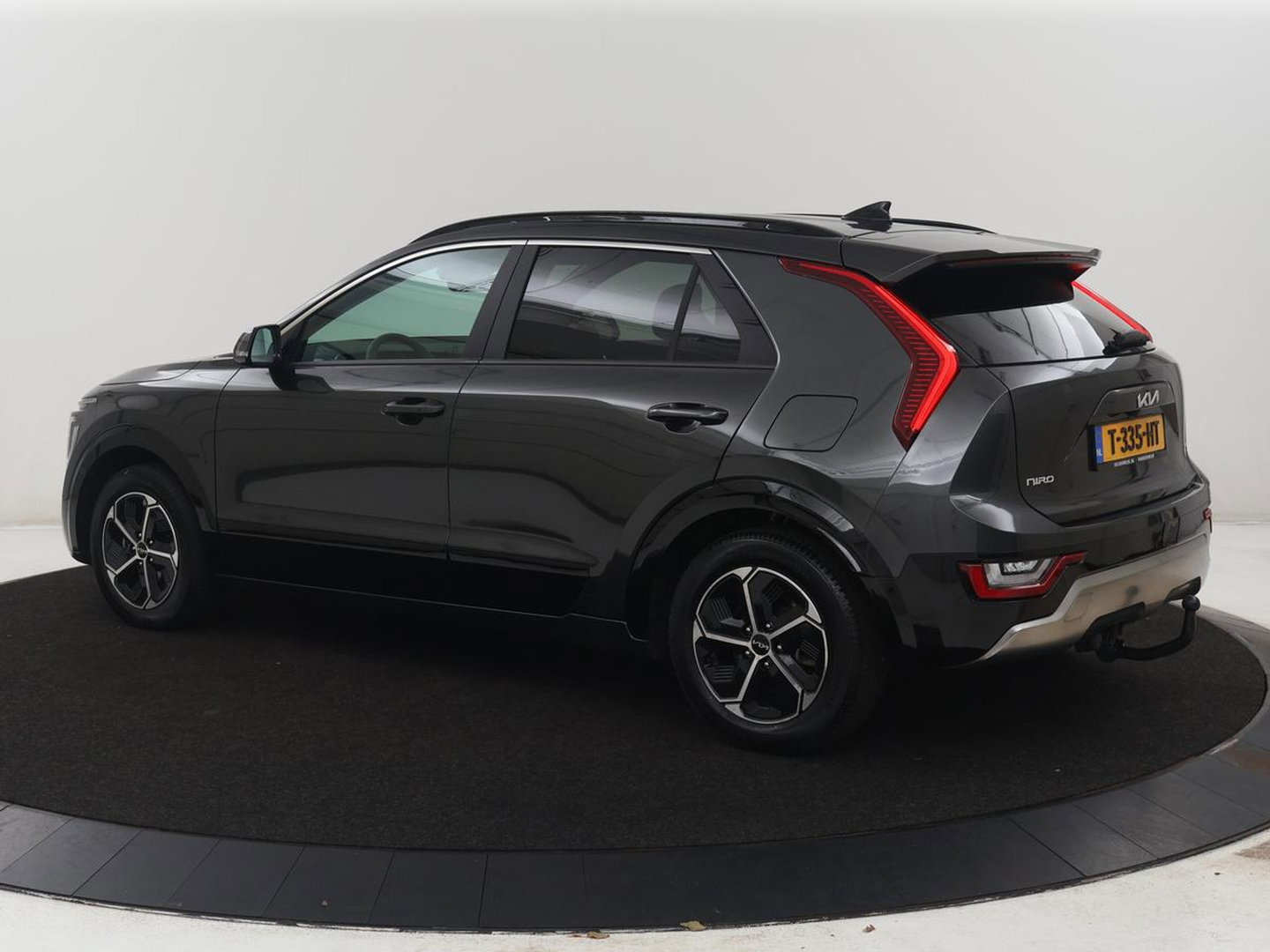 Kia Niro 1.6 GDi Hybrid DynamicPlusLine | Panoramadak | Leder | Stuur/stoelverwarming | Head-up | Adaptive cruise | Lane assist | Carplay | Camera | Park assist | Climate control | Trekhaak