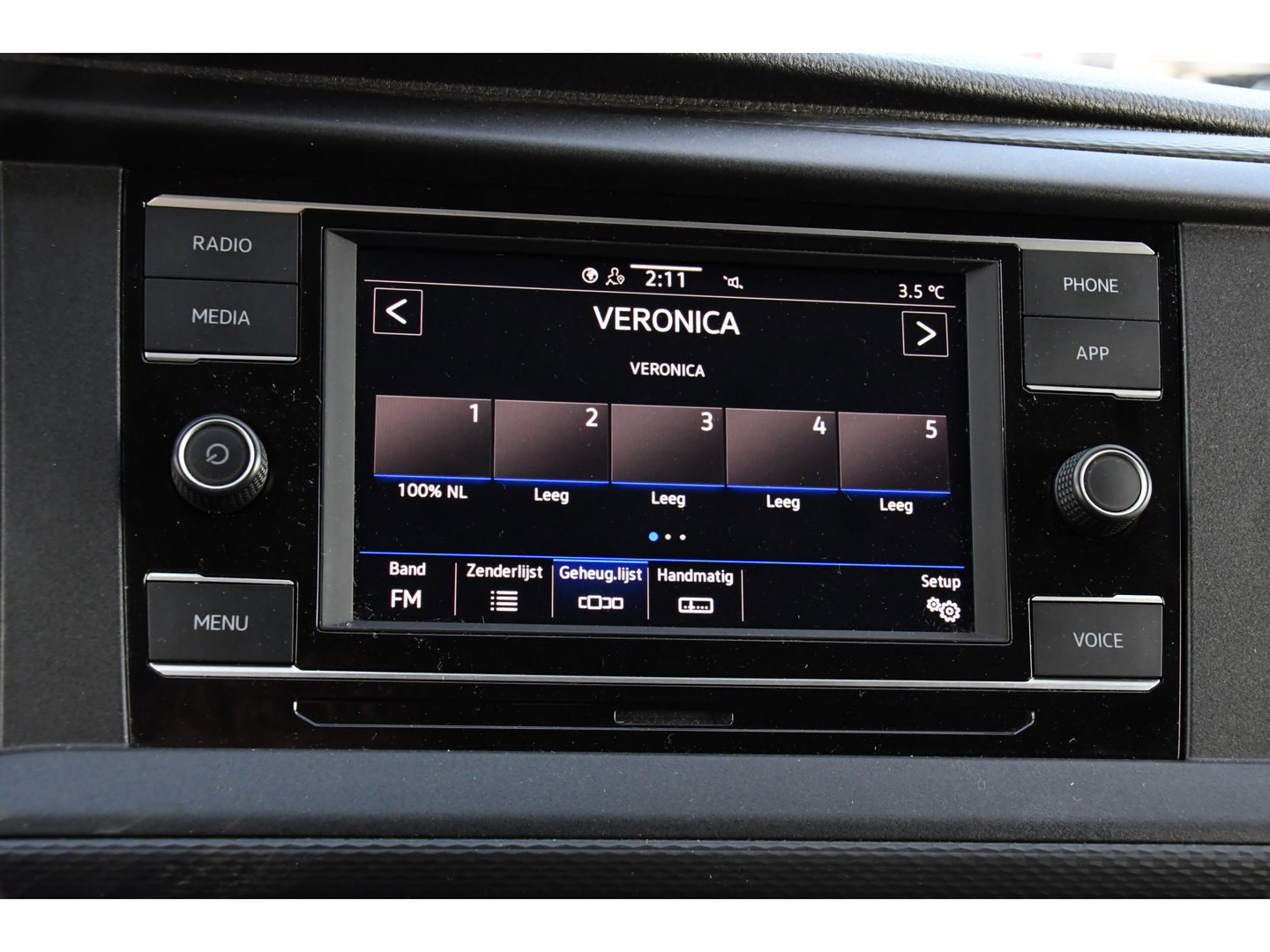 Volkswagen Transporter 2.0 TDI L2H1 ABT Edition Carplay, Sensoren, Cruise, LED, 150pk, Automaat, Multimedia, Uniek!