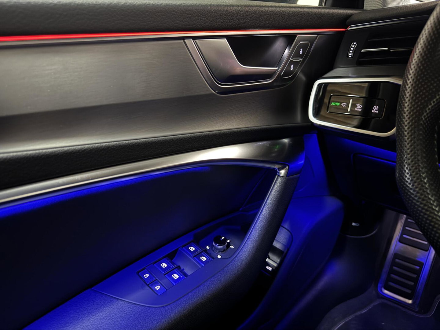 Audi A6 Avant 55 TFSIe Quattro Competition Pano Sfeer 360° Virtual CarPlay