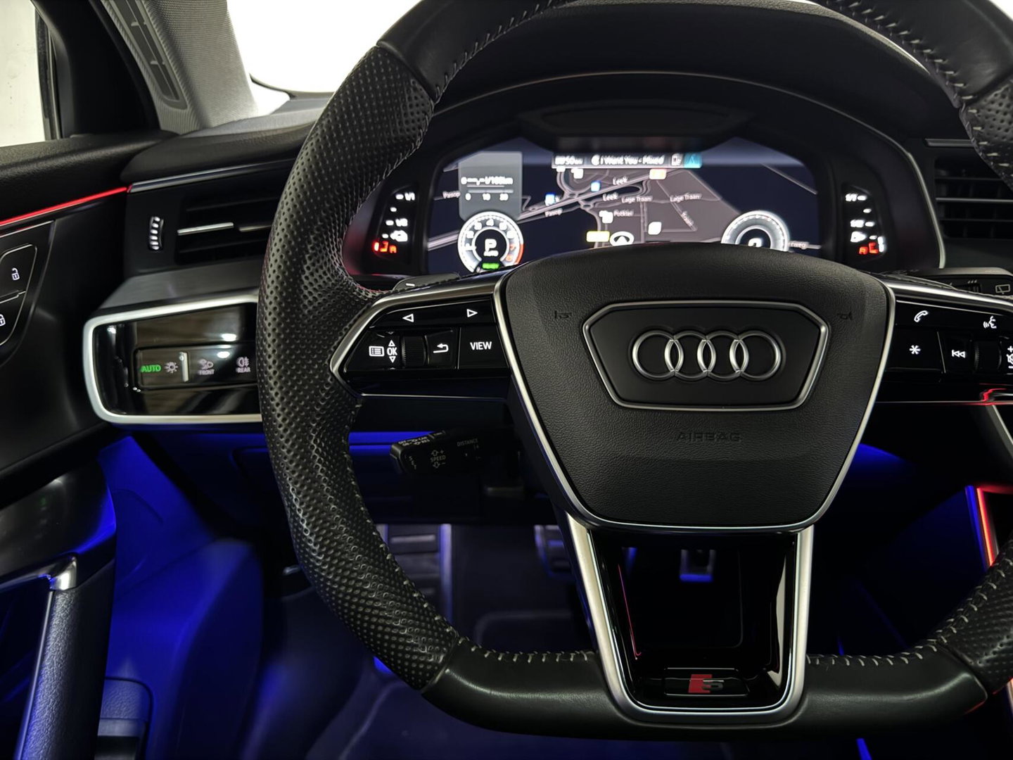 Audi A6 Avant 55 TFSIe Quattro Competition Pano Sfeer 360° Virtual CarPlay