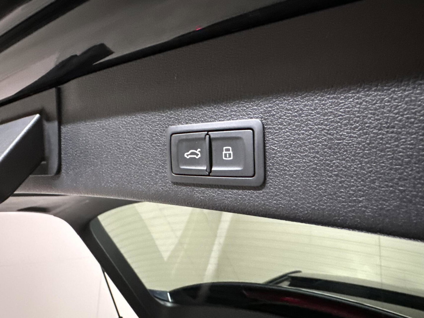 Audi A6 Avant 55 TFSIe Quattro Competition Pano Sfeer 360° Virtual CarPlay