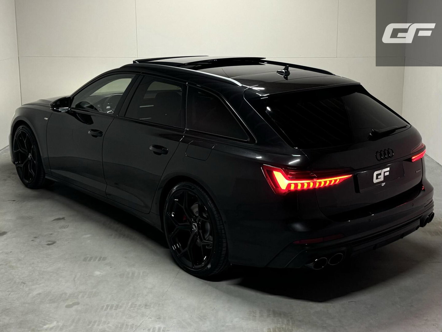 Audi A6 Avant 55 TFSIe Quattro Competition Pano Sfeer 360° Virtual CarPlay