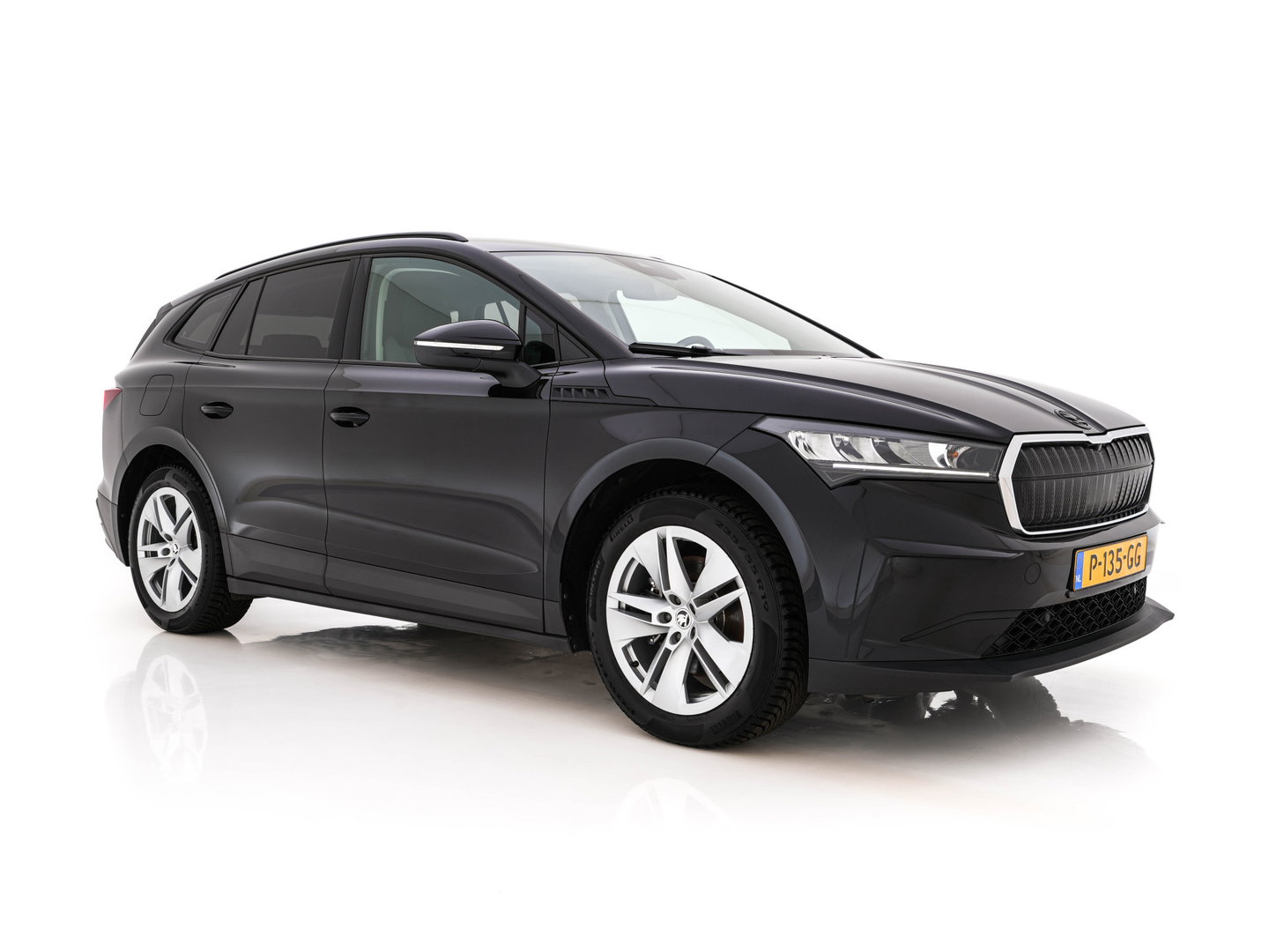 Škoda Enyaq iV 60 [ 3-Fase-11kW ] {SoH-88%} (INCL-BTW) *LEATHER-FABRIC | FULL-LED | DIGI-COCKPIT | CAMERA | KEYLESS | NAVI-FULLMAP | AMBIENTLIGHT | ECC | HEATED-COMFORTSEATS | PRIVACY-GLASS | DAB+ | PDC | CRUISE | 19"ALU*