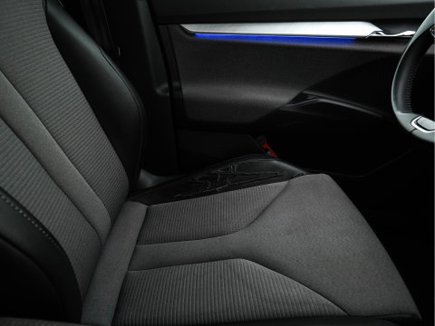 Škoda Enyaq iV 60 [ 3-Fase-11kW ] {SoH-88%} (INCL-BTW) *LEATHER-FABRIC | FULL-LED | DIGI-COCKPIT | CAMERA | KEYLESS | NAVI-FULLMAP | AMBIENTLIGHT | ECC | HEATED-COMFORTSEATS | PRIVACY-GLASS | DAB+ | PDC | CRUISE | 19"ALU*