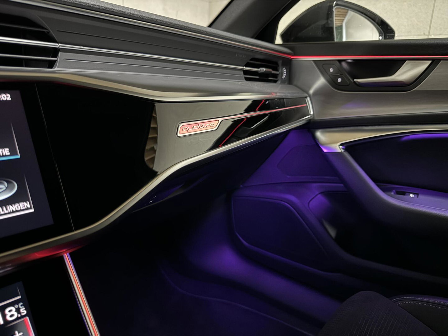 Audi A6 Avant 55 TFSIe Quattro Competition Pano Sfeer 360° Virtual CarPlay