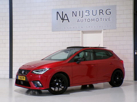 SEAT Ibiza 1.0 TSI FR Business Intense Apple-Carplay Full-LED Panoramadak Parkeersensoren 18"Velgen Beats-audio Drive-mode
