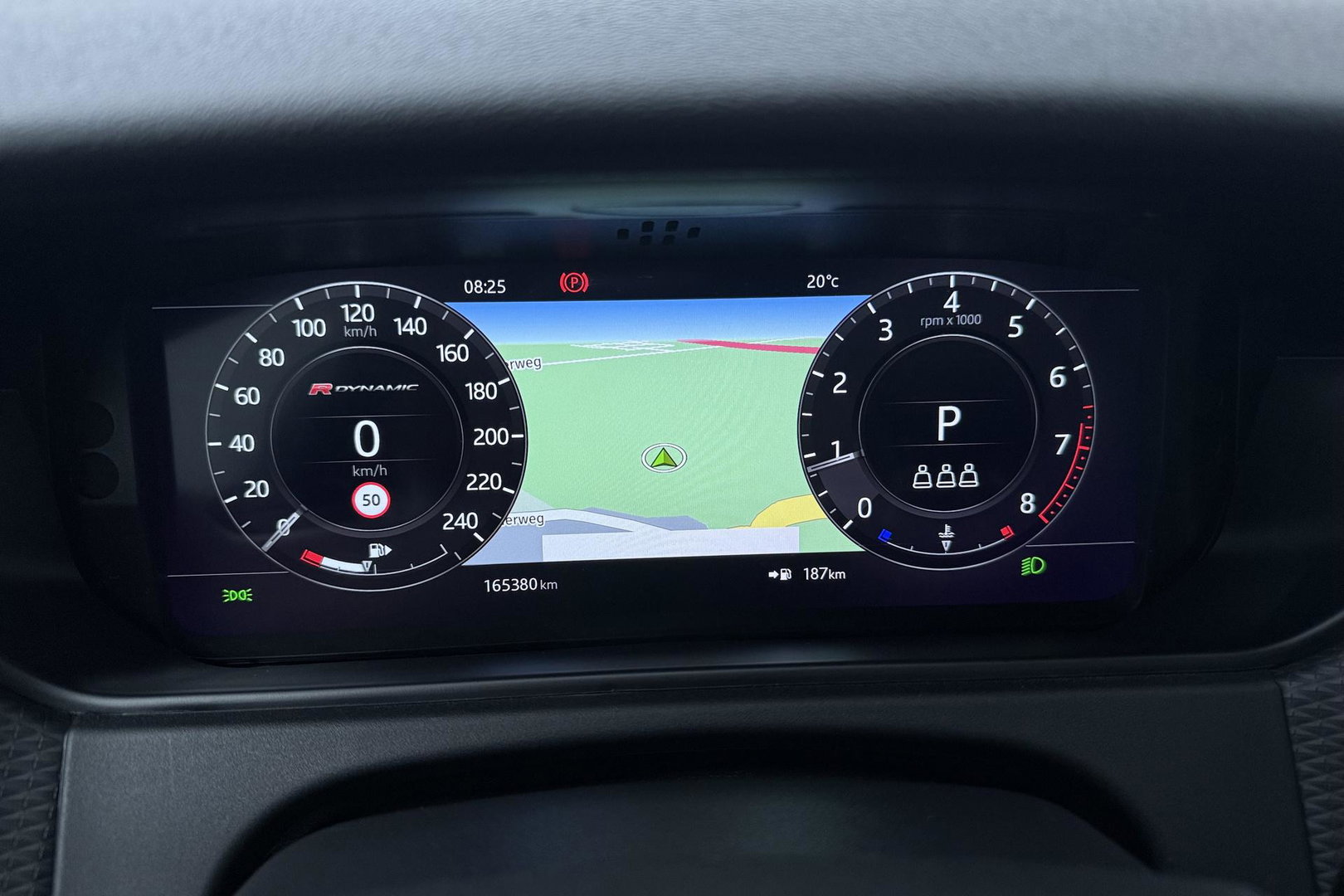 Land Rover Range Rover Velar P250 Turbo AWD R-Dynamic HSE | Panoramadak | ACC | Meridian Surround | Stoelventilatie