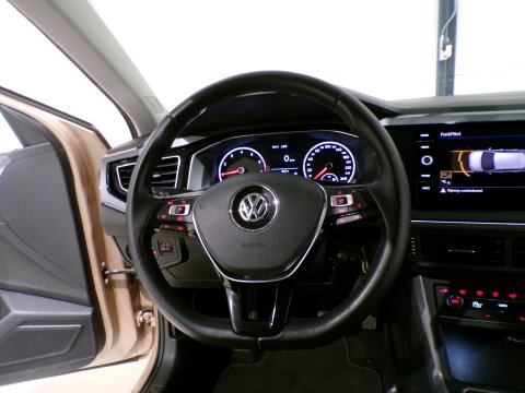 Volkswagen Polo 1.0 TSI Highline "Origineel NL!" Apple-Carplay Parkeersensoren 17"Velgen Adaptive-cruise Sfeerverlichting Garantie