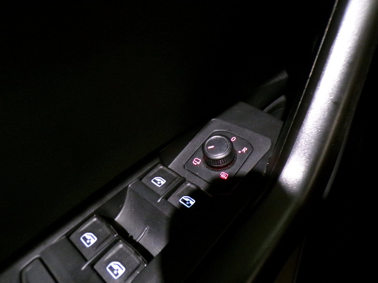 Volkswagen Polo 1.0 TSI Highline "Origineel NL!" Apple-Carplay Parkeersensoren 17"Velgen Adaptive-cruise Sfeerverlichting Garantie