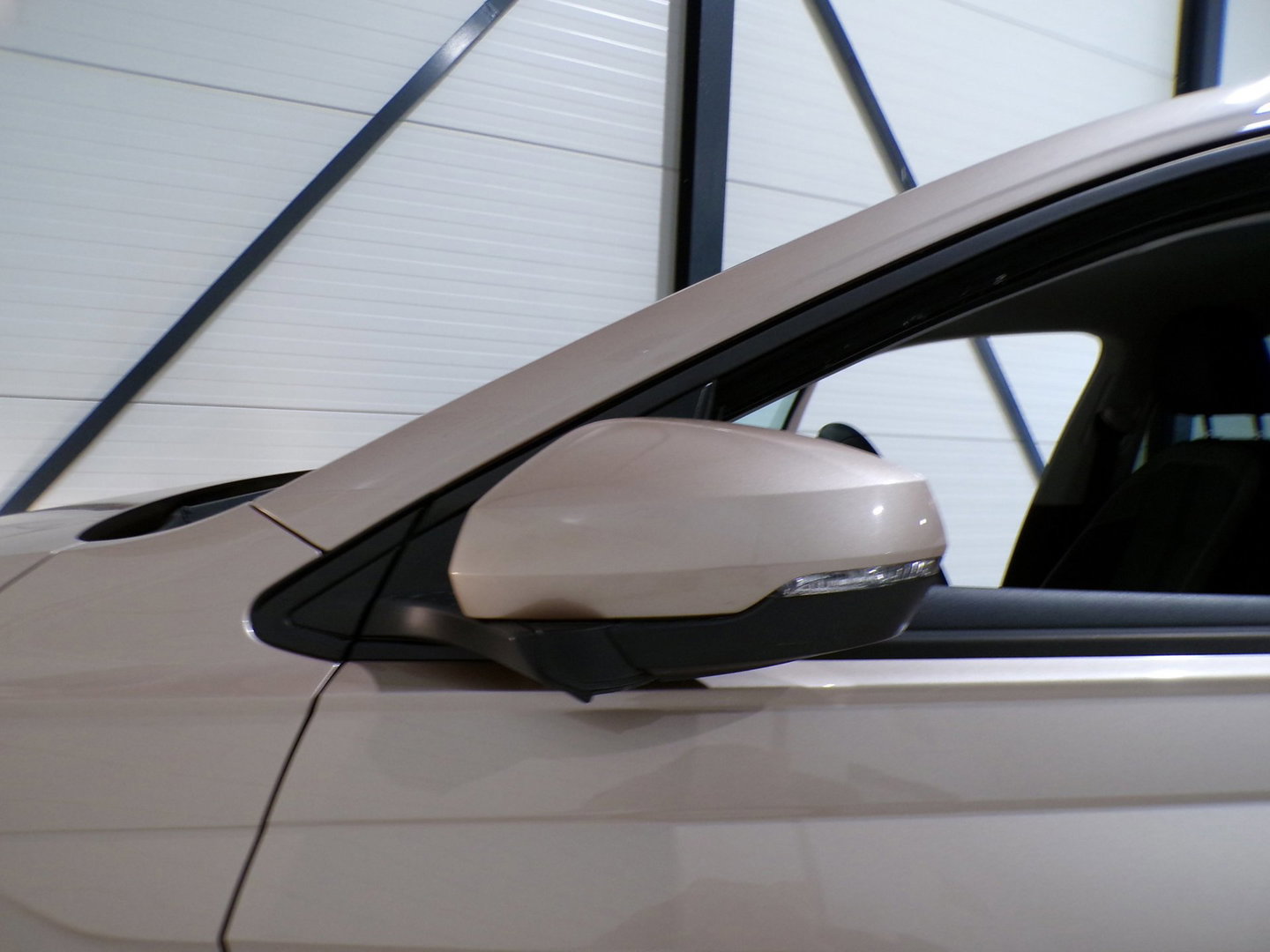 Volkswagen Polo 1.0 TSI Highline "Origineel NL!" Apple-Carplay Parkeersensoren 17"Velgen Adaptive-cruise Sfeerverlichting Garantie