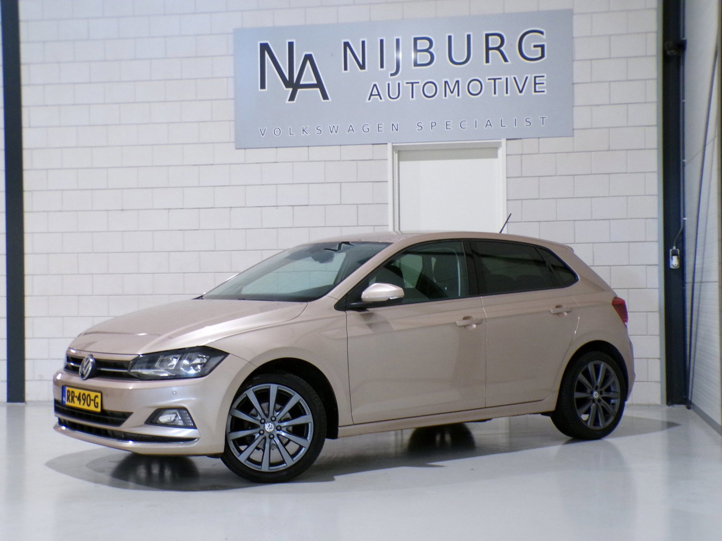 Volkswagen Polo 1.0 TSI Highline "Origineel NL!" Apple-Carplay Parkeersensoren 17"Velgen Adaptive-cruise Sfeerverlichting Garantie