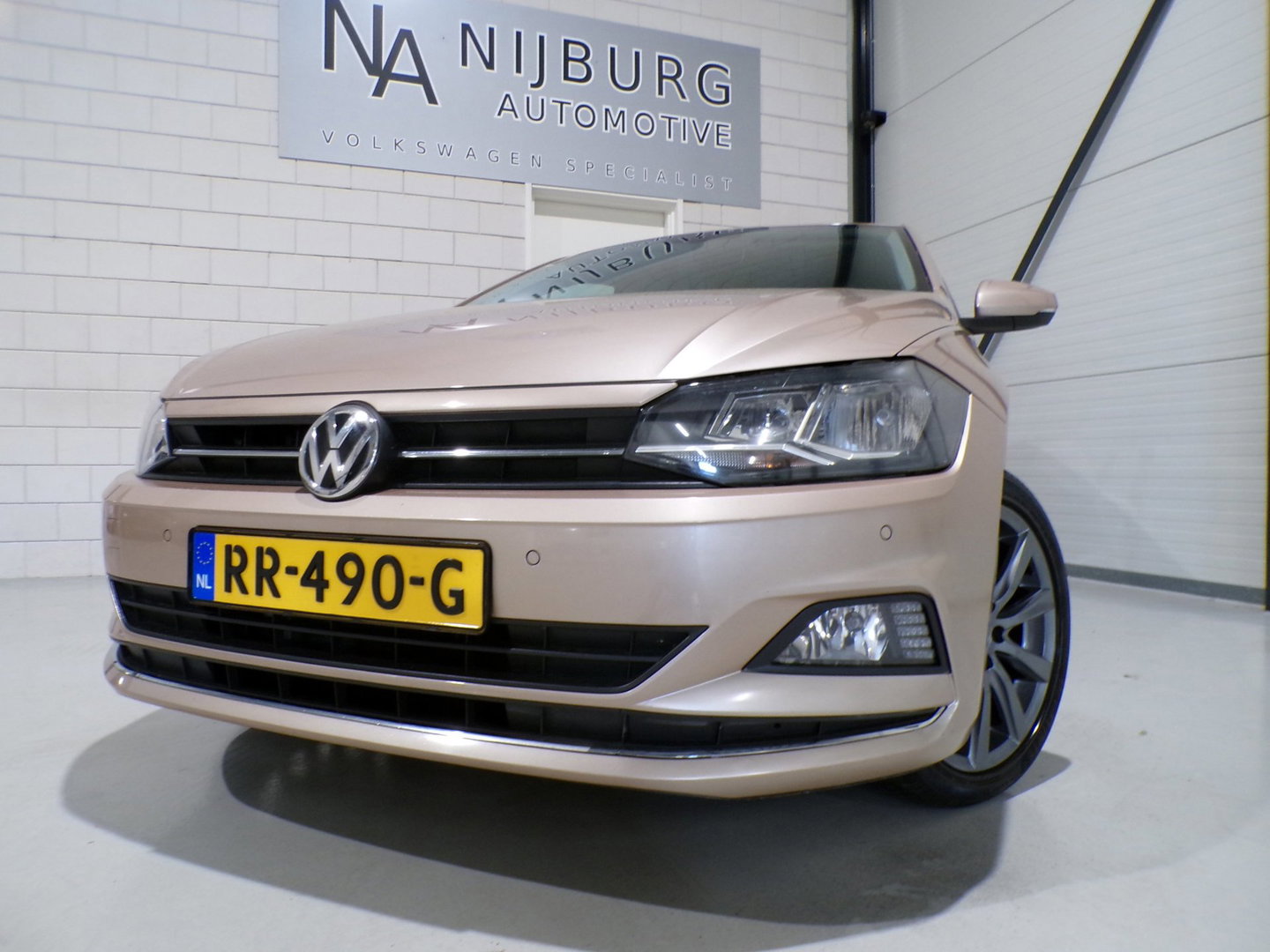Volkswagen Polo 1.0 TSI Highline "Origineel NL!" Apple-Carplay Parkeersensoren 17"Velgen Adaptive-cruise Sfeerverlichting Garantie