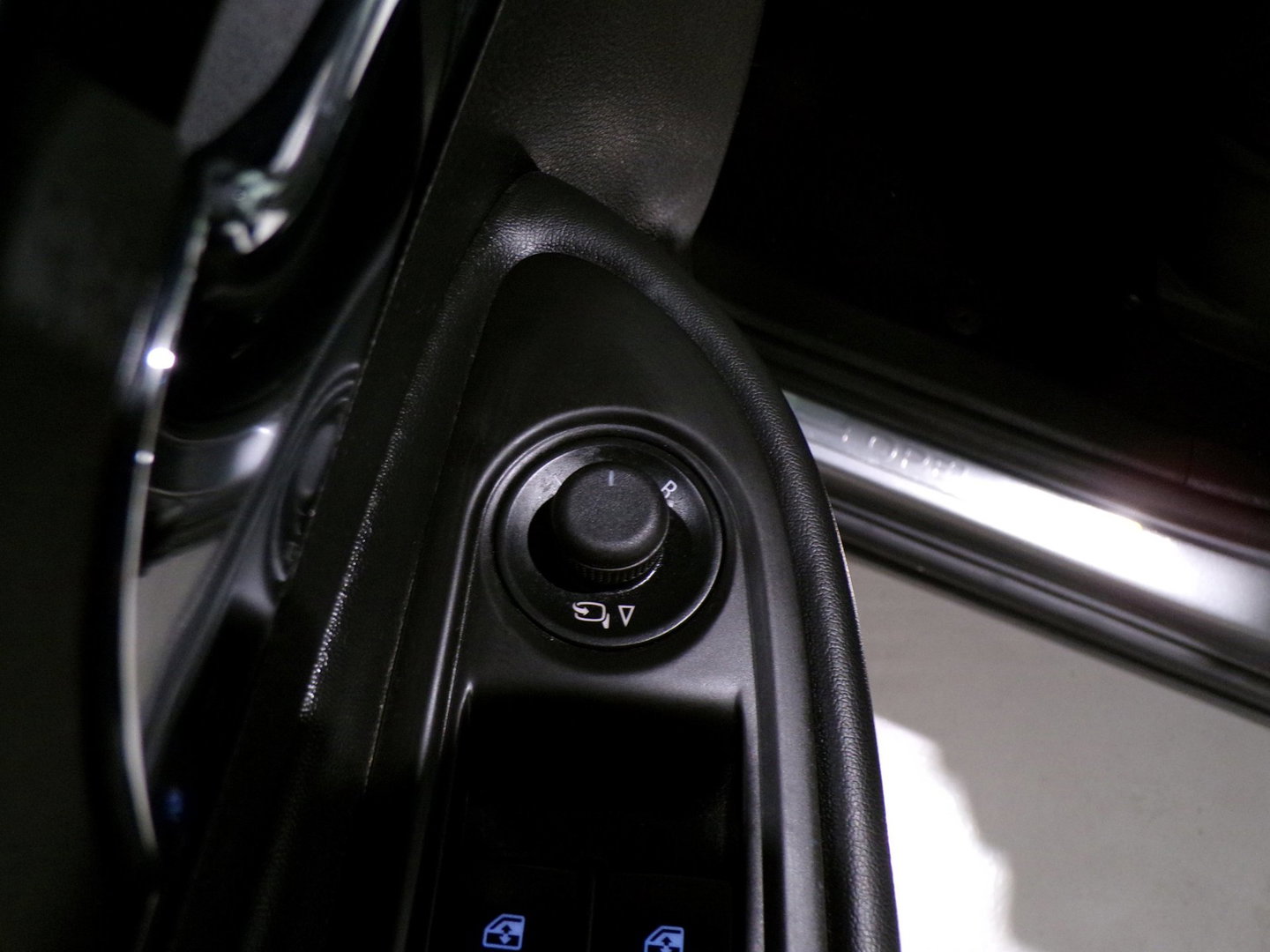 Opel Mokka X 1.4 Turbo Innovation "Automaat!" Apple-Carplay Stoelverwarming Parkeersensoren Navigatie Led-koplampen Garantie