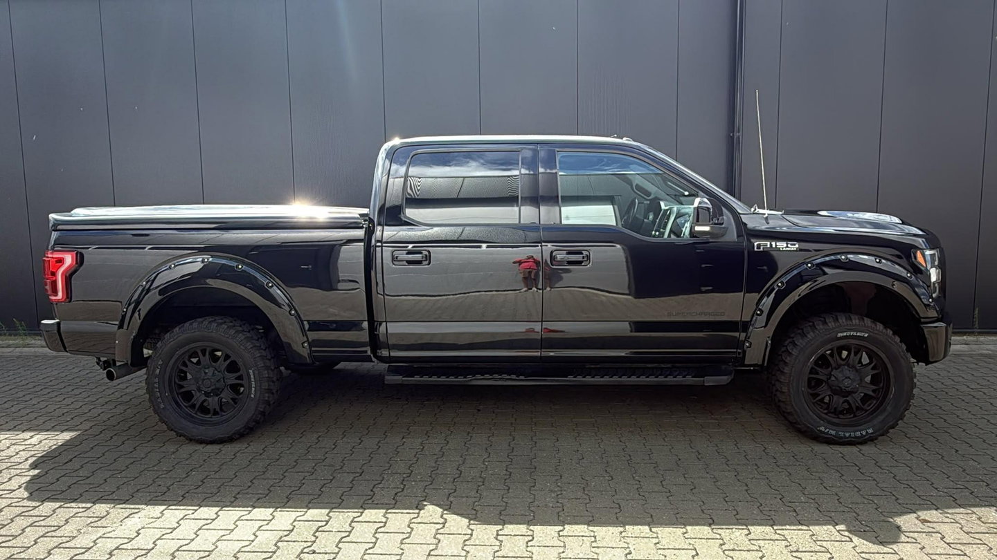 Ford F 150 USA 3.5 V6 Ecoboost SuperCrew XXL Blackops Pano Lange laadbak