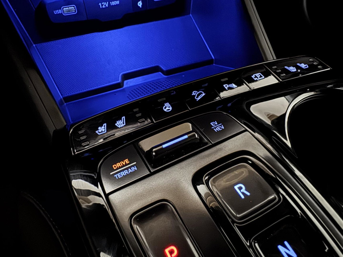 Hyundai TUCSON Hybrid 1.6 T-GDI PHEV N Line Sky 4WD Pano 360° CarPlay